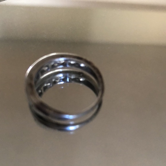 Platinum and Diamond wedding ring setting semi-mount - Picture 8 of 16